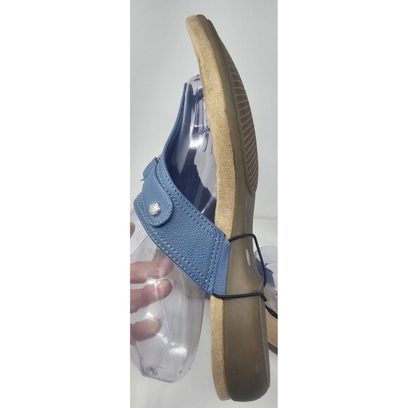 St John's Bay Women's Zion T-Strap Casual Sandal Size 12M Blue Faux Leather NWOT - Picture 5 of 11